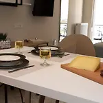 Superior Apartment *